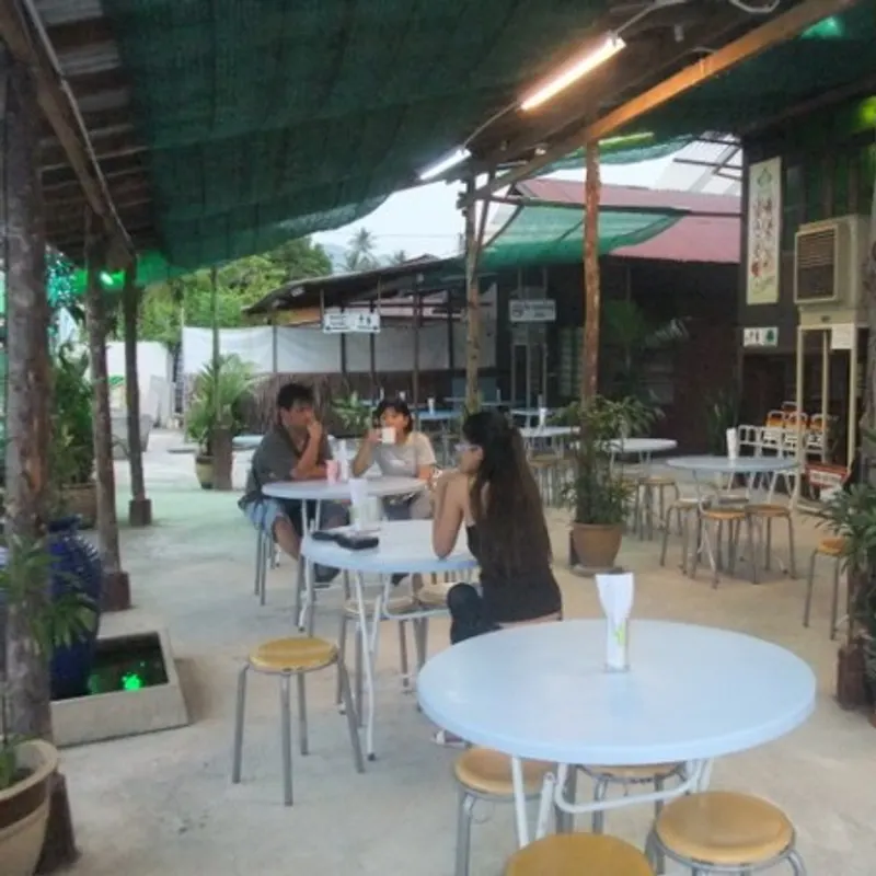Ah Basri Asian Satay — interior