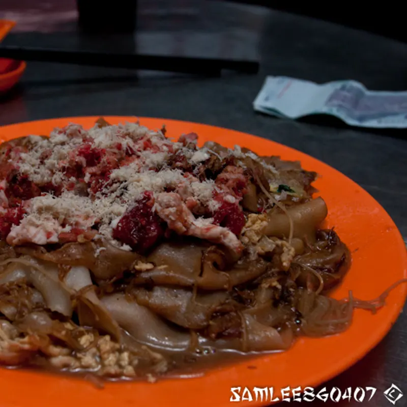Lau Pheng Yu Crab Sar Hor Fun — dish from the review