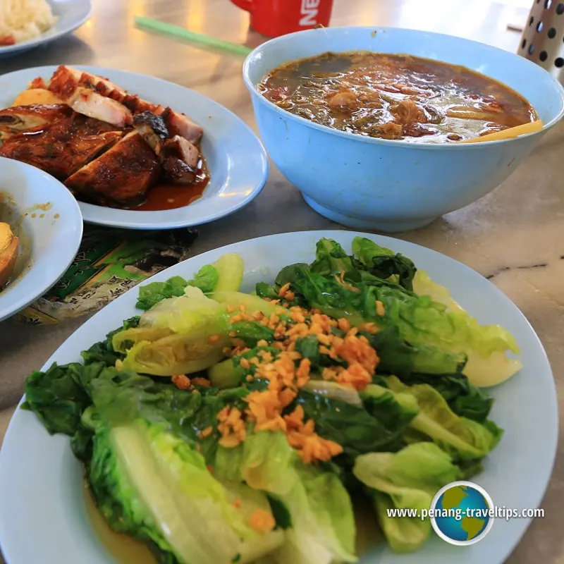 Sin Nam Huat Chicken Rice — dish from the review
