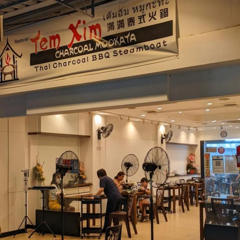 Tem Xim Charcoal Mookata — interior