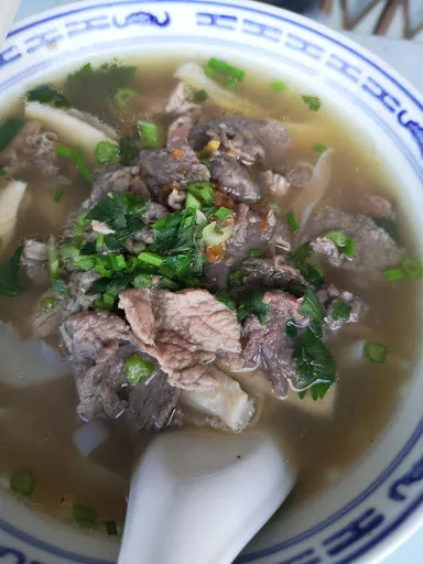 gee unise — photo from their Google review