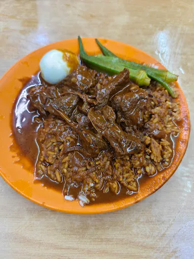 Fazril Izlan — photo from their Google review