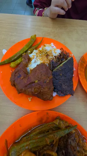 Nabil Omar — photo from their Google review
