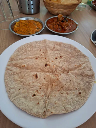 Lillian Lee — photo from their Google review