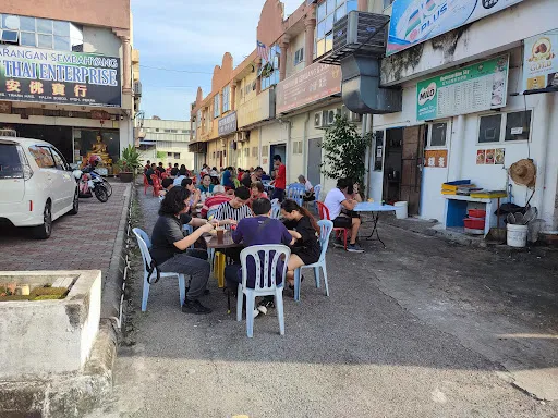 Edmund Ooi — photo from their Google review