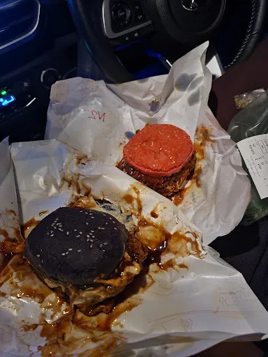 Aiqalosky 9 — photo from their Google review