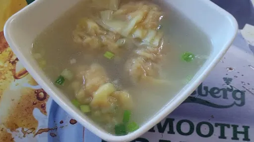 Ronnie Chew — photo from their Google review