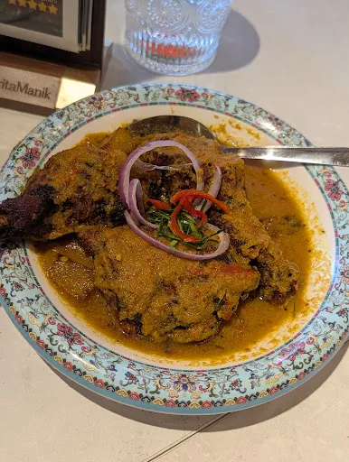 Helena Tan — photo from their Google review