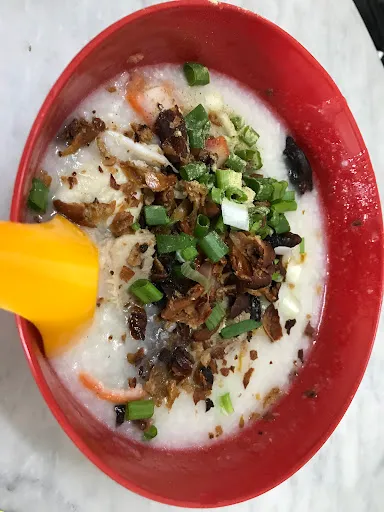 MRay Chan — photo from their Google review