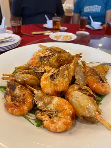 Hliana Fong — photo from their Google review