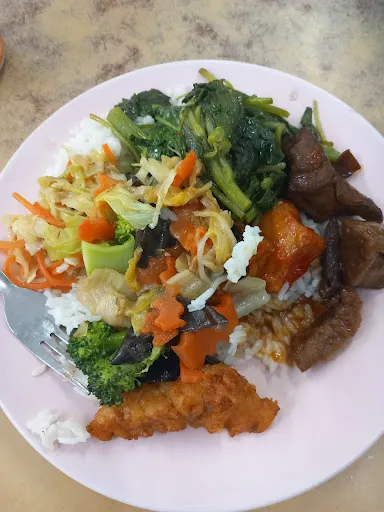Camille Almagro — photo from their Google review