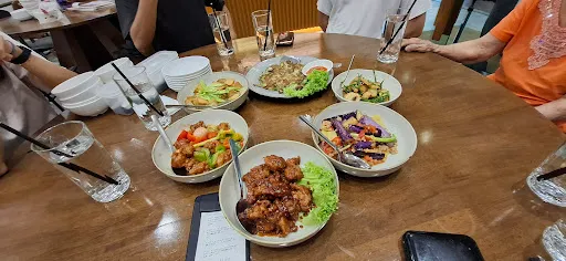 thai69girl — photo from their Google review