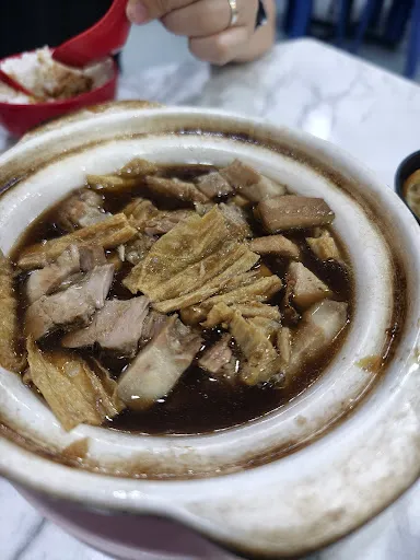 Jamie Lee — photo from their Google review