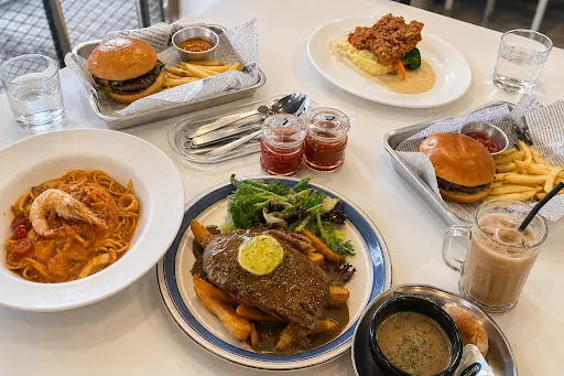 Shoon Lae Aung — photo from their Google review