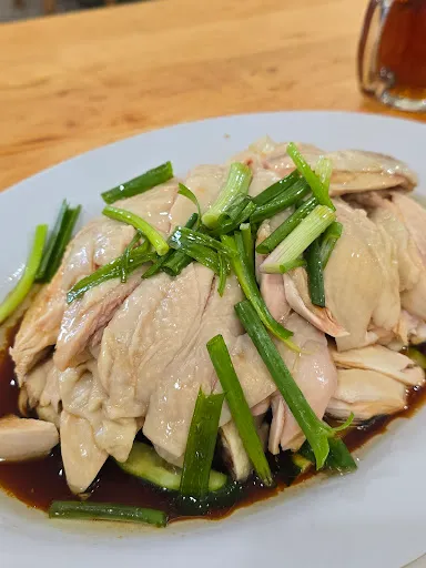 Amber PF Mak — photo from their Google review