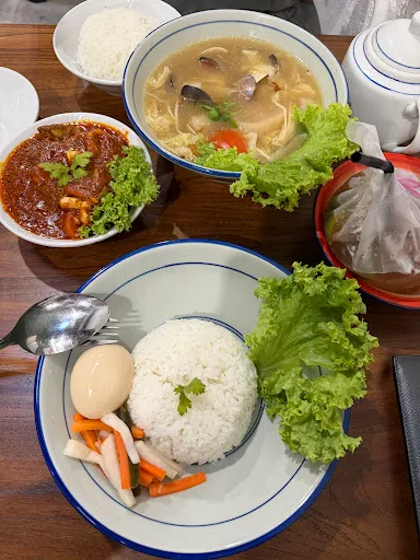黄家骏 — photo from their Google review