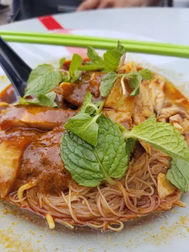 DR. ALVIN TUNG — photo from their Google review