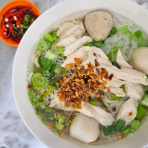 Andrew Chan (www.roadtrippers.asia) — photo from their Google review