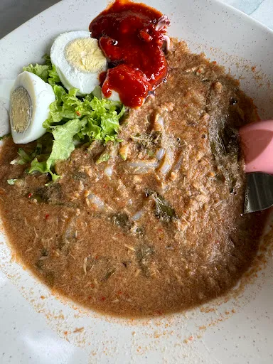 Shasha Shahira — photo from their Google review