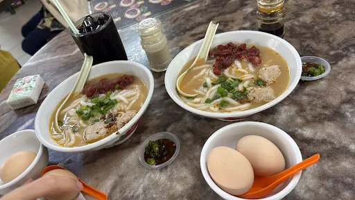 HM Lee — photo from their Google review