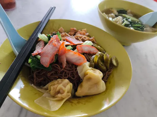 Desmond Tan — photo from their Google review