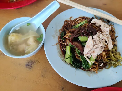 Khye Shen Sim — photo from their Google review