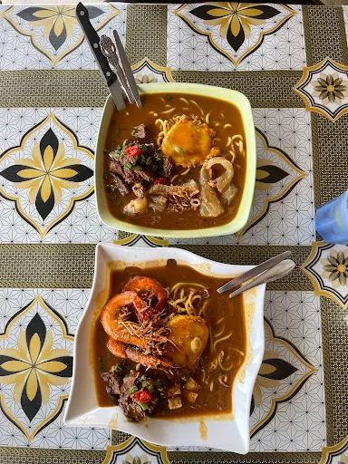 husnifikri 93 — photo from their Google review