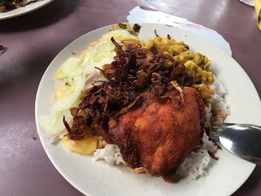 Clement Poh Boon Hai — photo from their Google review