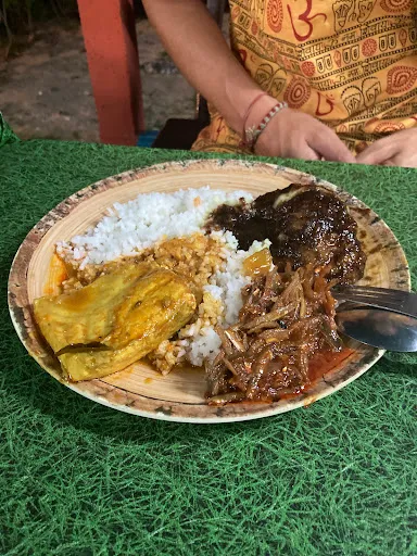 Laura Companys — photo from their Google review
