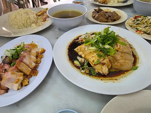 Sab Loy — photo from their Google review