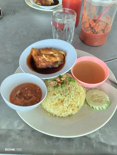 Nizar Sobri — photo from their Google review