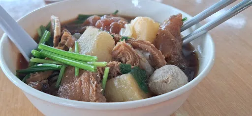 Chee Chin Cheng — photo from their Google review