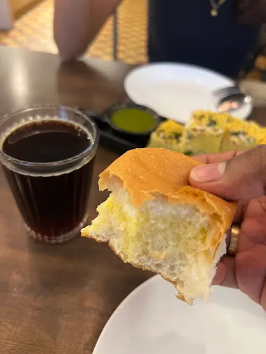 guna versace — photo from their Google review