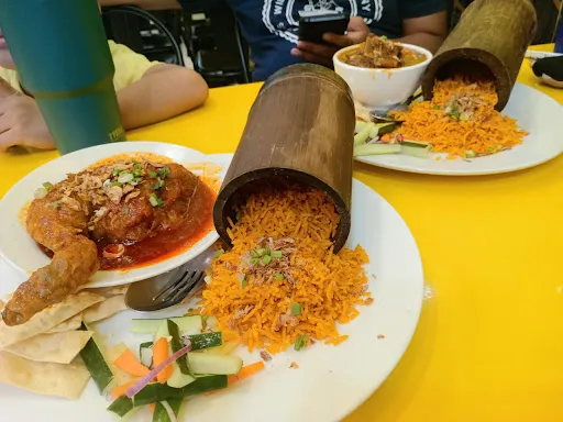 ayu man — photo from their Google review