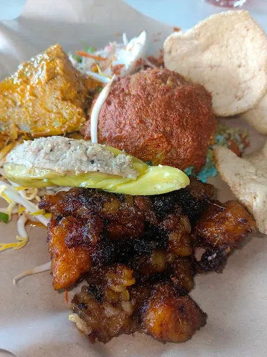 Fizzal Arif — photo from their Google review