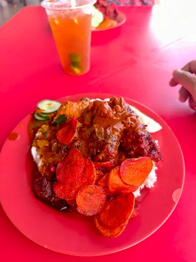 Zaim Sofian — photo from their Google review