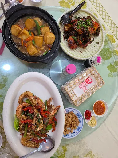 Neo Ya Khaing — photo from their Google review