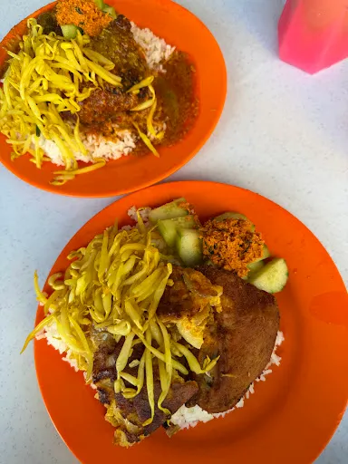 Aina Dzul — photo from their Google review