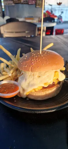 Romain Giovanni (Slash4u) — photo from their Google review