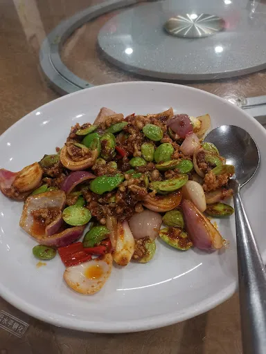 lok lei mee — photo from their Google review