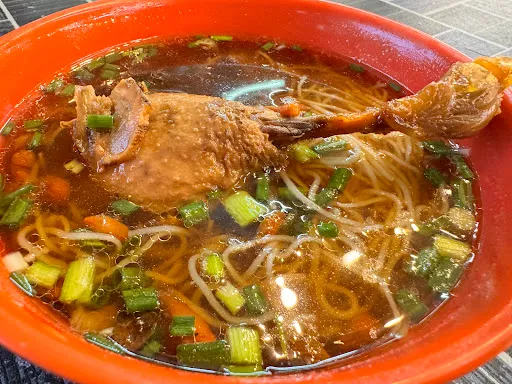 Hew Helen — photo from their Google review