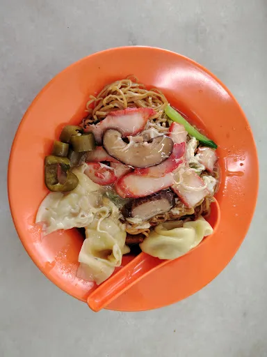 alwyn — photo from their Google review