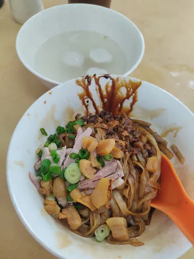 张一護（DarkAXL） — photo from their Google review