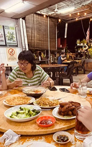 Tony Nio — photo from their Google review
