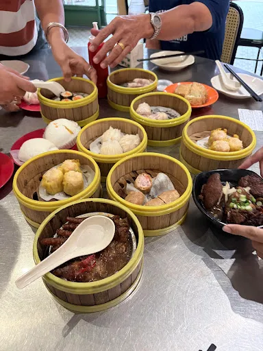 Her dez — photo from their Google review